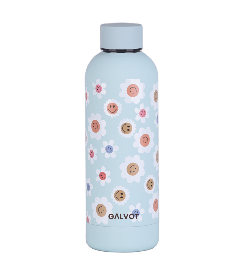 Gourde 500ML Imprimée Fleur – Design floral sophistiqué et pratique pour l’hydratation quotidienne.